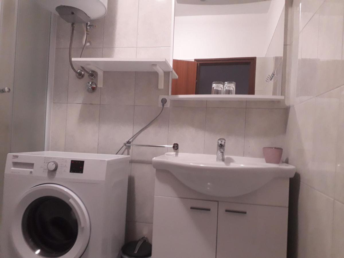 Apartmani Roza لوبار المظهر الخارجي الصورة