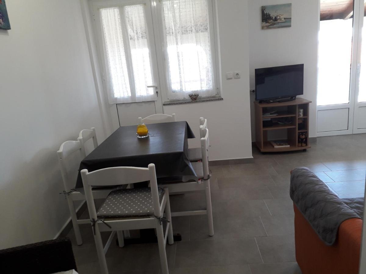 Apartmani Roza لوبار المظهر الخارجي الصورة